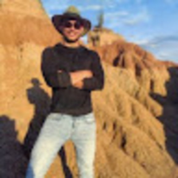 Meet your Posher, Luis fernando - Picture 1 of 1